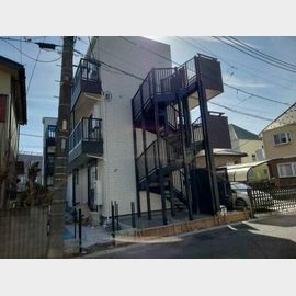 七里駅より徒歩6分 1階 築1年11ヶ月の賃貸物件