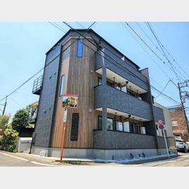 牛浜駅より徒歩2分 2階 築2年の賃貸物件