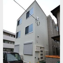 亀有駅より徒歩19分 築6年5ヶ月 3階建の賃貸物件