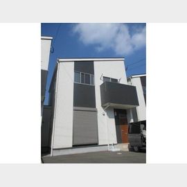 飯塚駅より徒歩46分 築12年10ヶ月の賃貸物件