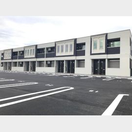  新築 2階建の賃貸物件