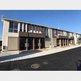  新築 2階建の賃貸物件