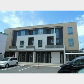 金山駅より徒歩15分 3階 築14年10ヶ月の賃貸物件